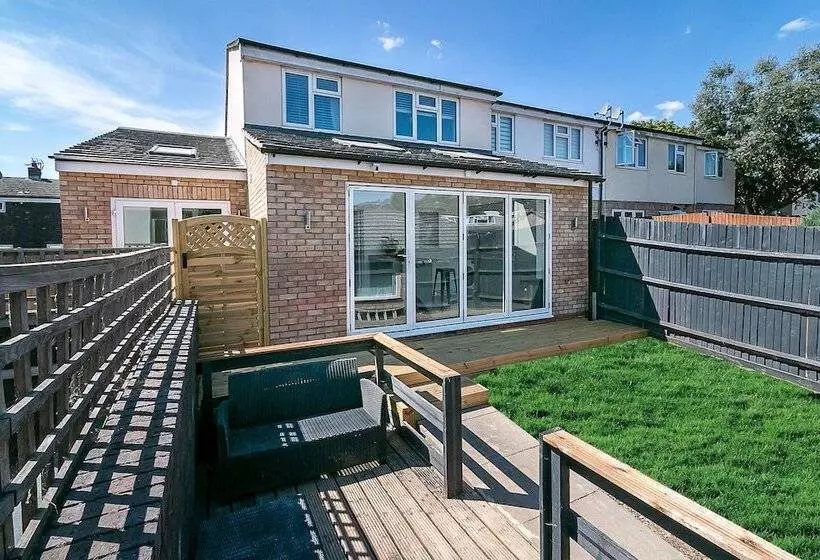 Majatalo Archers House