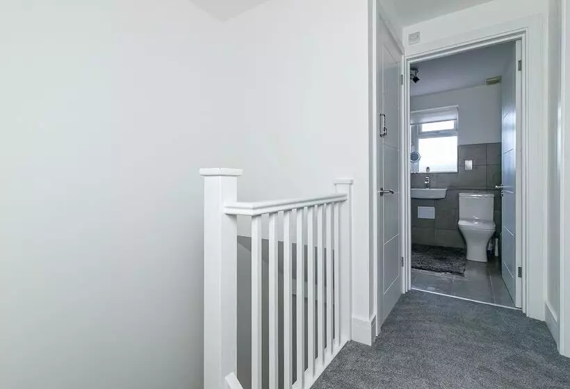 Majatalo Archers House