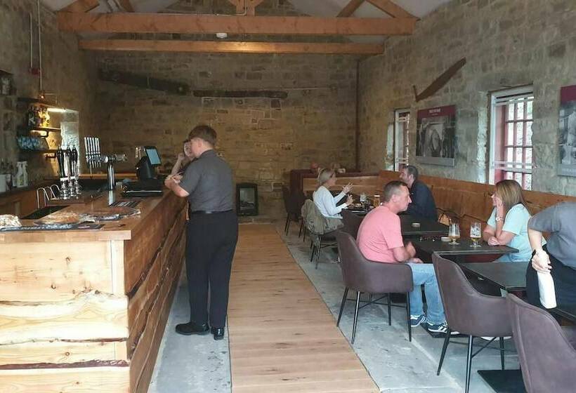 Pensione Turner   En Suite Room In Canalside Guesthouse