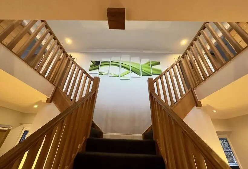 Residenssi Le Morne  5 Bed Luxury Coastal Retreat