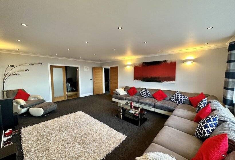 레지던스 Le Morne  5 Bed Luxury Coastal Retreat