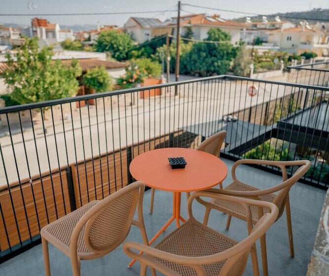 レジデンス Capital Luxury Suites