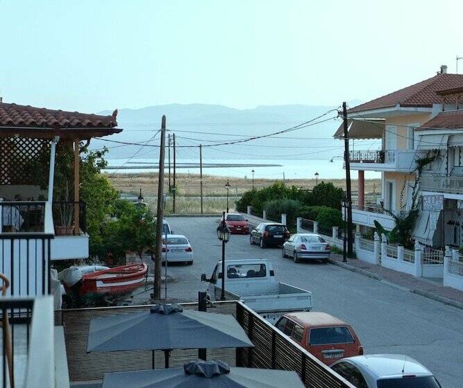 レジデンス Capital Luxury Suites