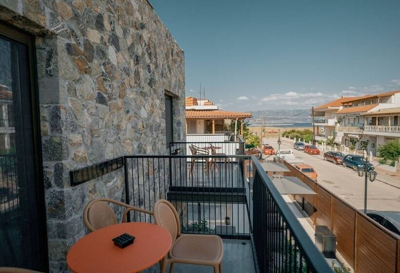 レジデンス Capital Luxury Suites