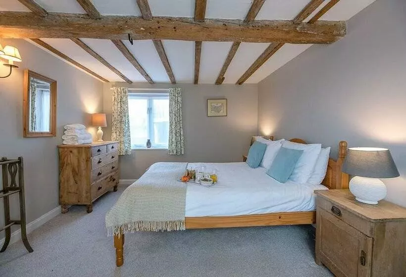 The Hayloft Boundary Farm Air Manage Suffolk