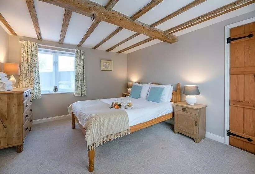 The Hayloft Boundary Farm Air Manage Suffolk