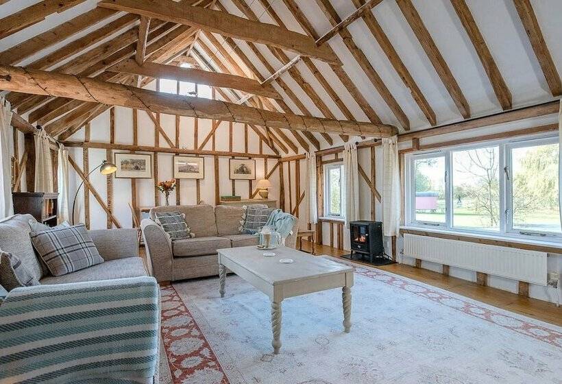 The Hayloft Boundary Farm Air Manage Suffolk