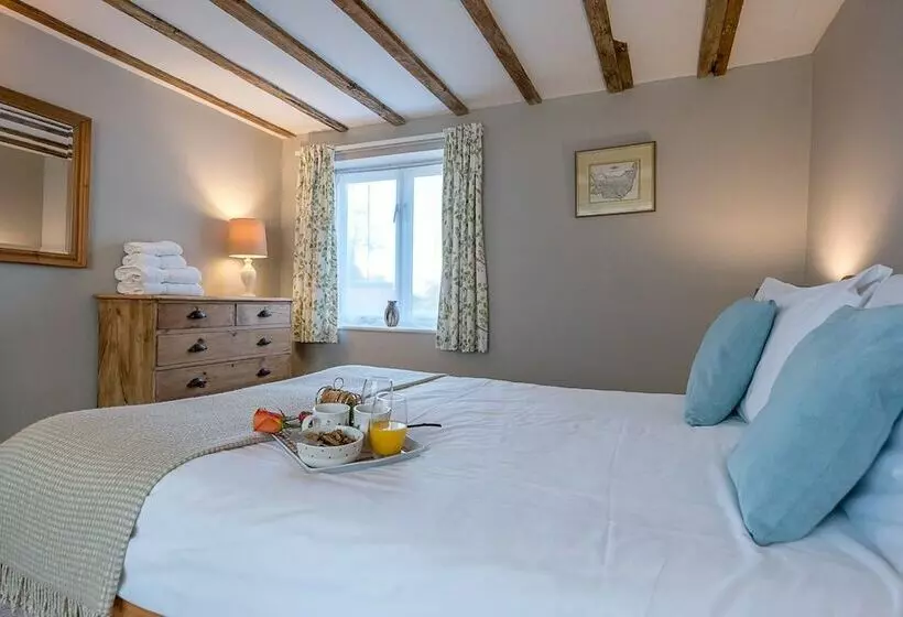 The Hayloft Boundary Farm Air Manage Suffolk