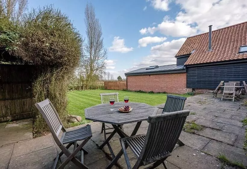 The Hayloft Boundary Farm Air Manage Suffolk