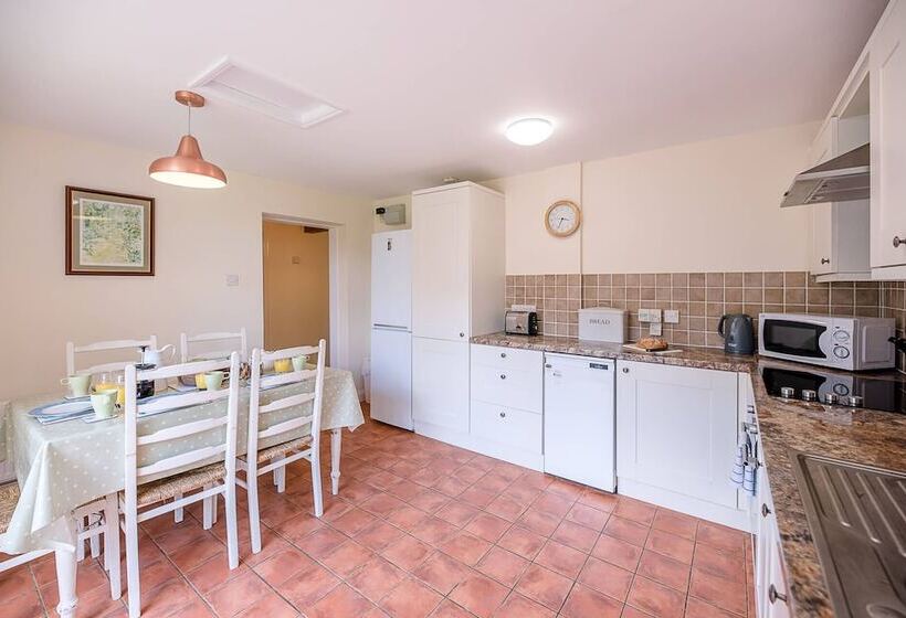 The Hayloft Boundary Farm Air Manage Suffolk