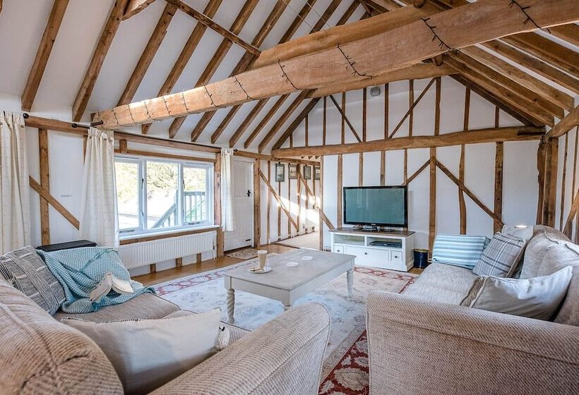 The Hayloft Boundary Farm Air Manage Suffolk