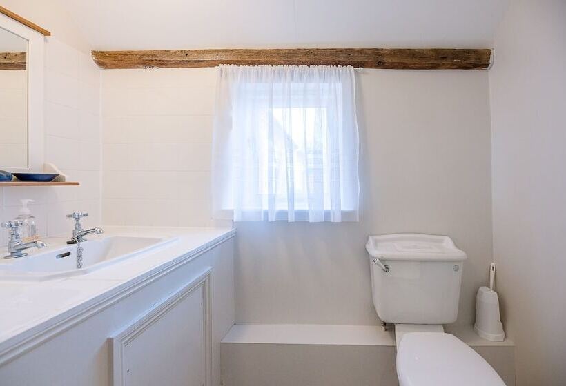 The Hayloft Boundary Farm Air Manage Suffolk