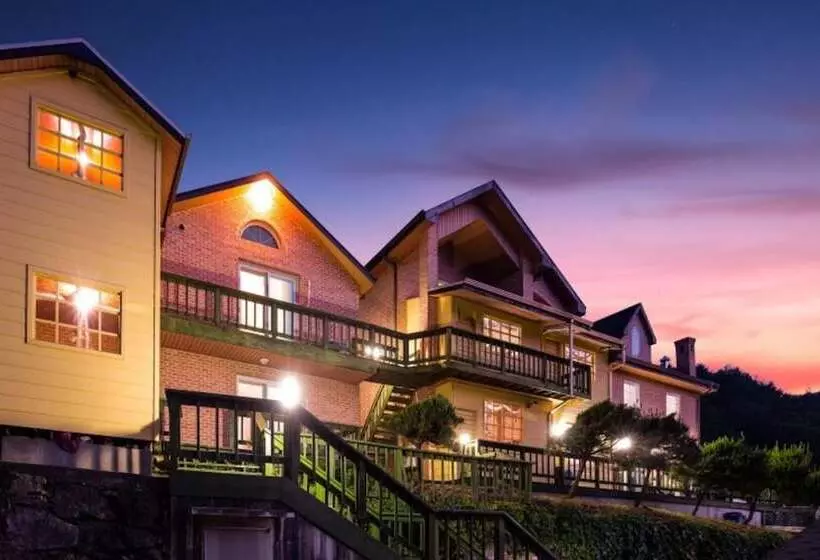 Yangpyeong Beulleosseom Pet Spa Pension