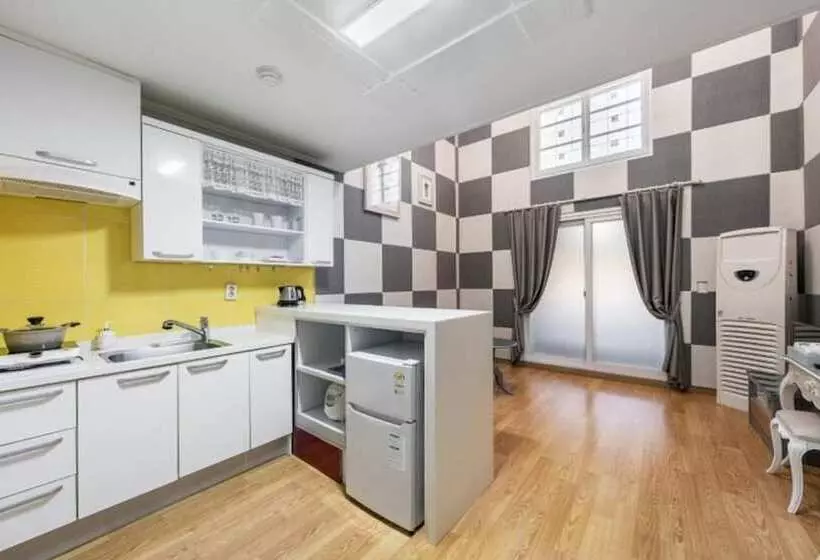 Yangpyeong Beulleosseom Pet Spa Pension