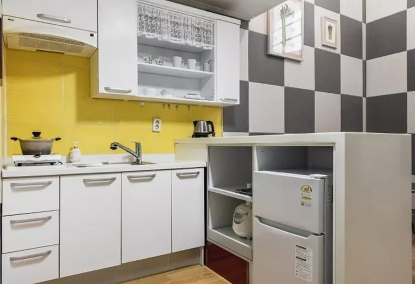 Yangpyeong Beulleosseom Pet Spa Pension