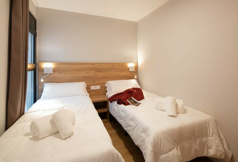 Apartaments Rambla 68