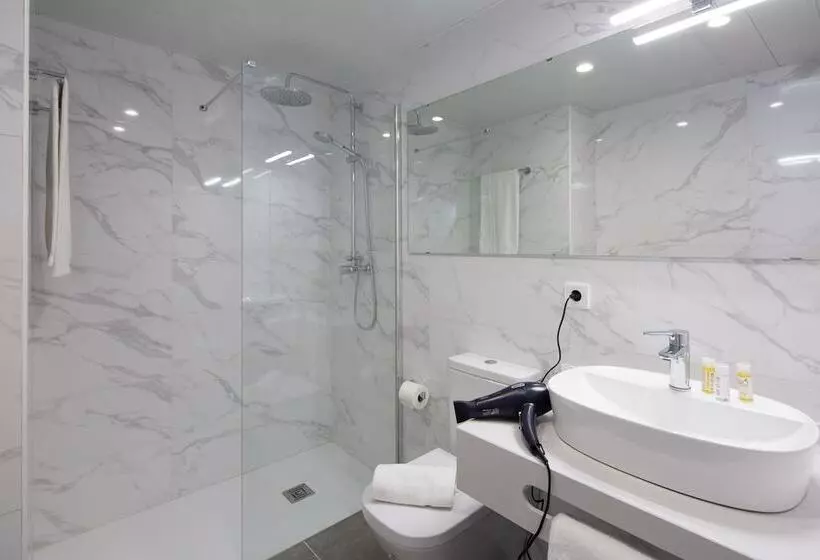 Apartaments Rambla 68