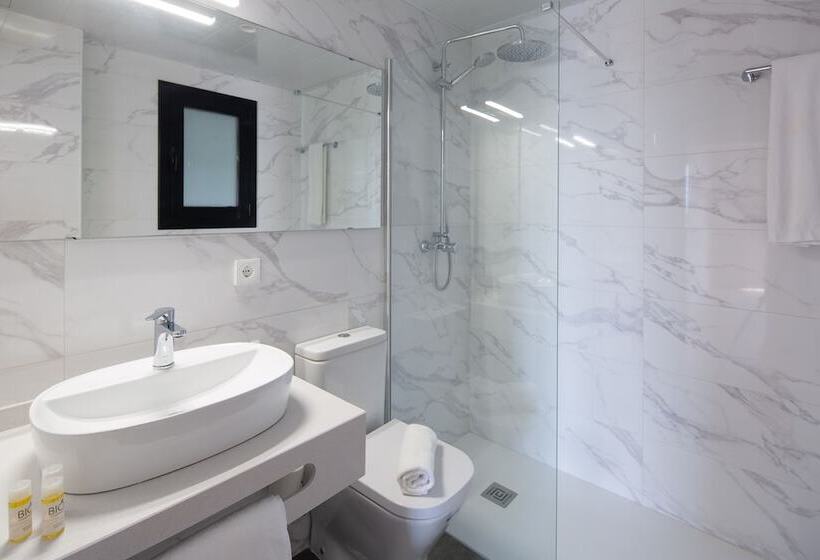 Apartaments Rambla 68