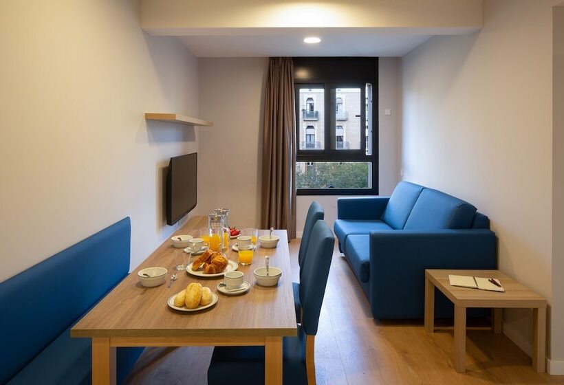 Apartaments Rambla 68