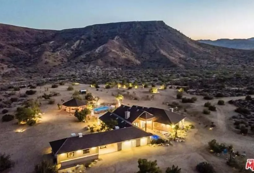 Aamiaismajoitus (B&B) Starlight Boutique