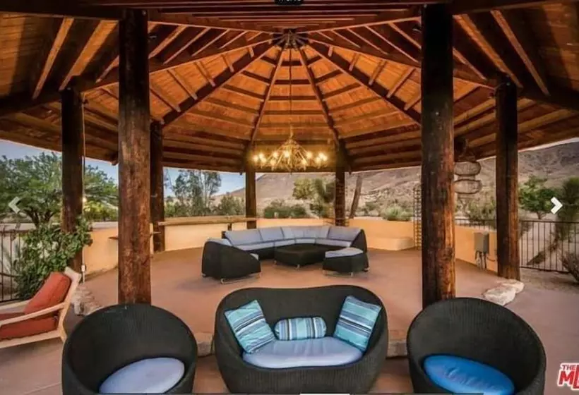 Aamiaismajoitus (B&B) Starlight Boutique