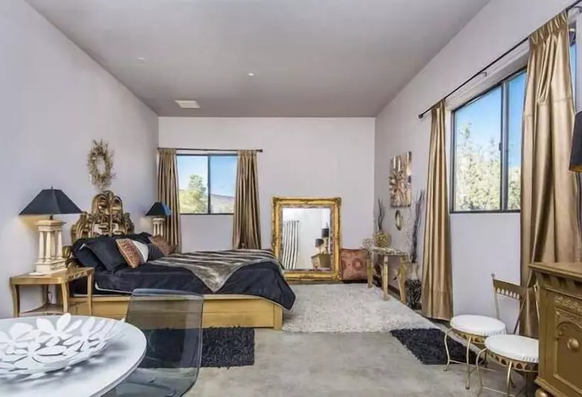 Aamiaismajoitus (B&B) Starlight Boutique