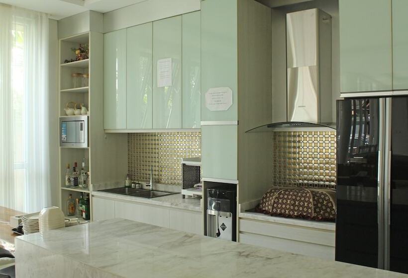 Bed and Breakfast The Kirana Sunset