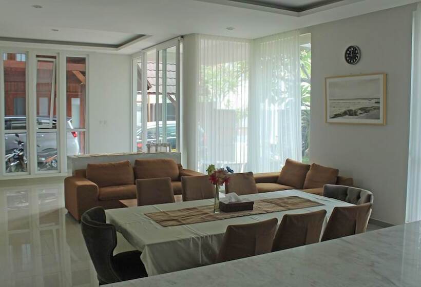 Bed and Breakfast The Kirana Sunset