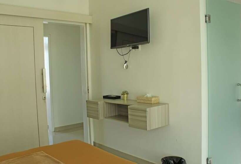 Bed and Breakfast The Kirana Sunset