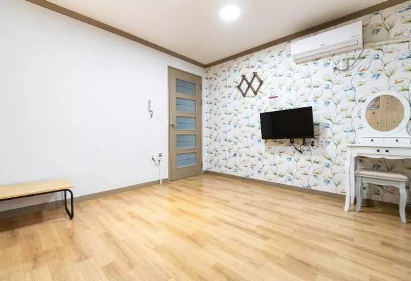 Cheongdo Persimmon Ville Pension