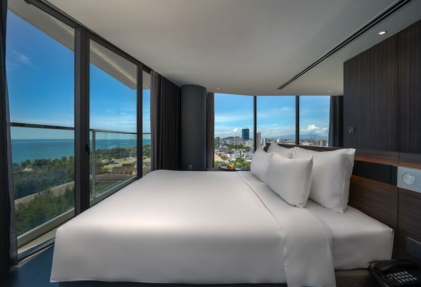 Draco Hotel & Suites