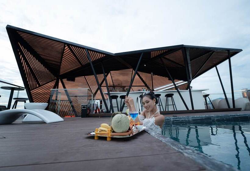 Draco Hotel & Suites