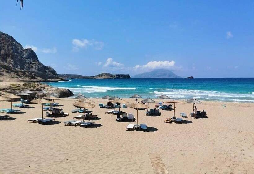 هتل Bluu Bahari Ee