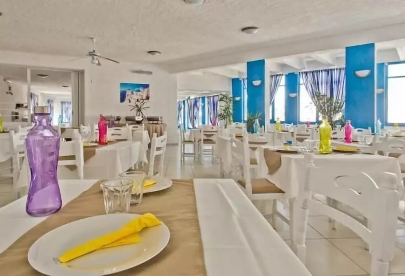 هتل Bluu Bahari Ee