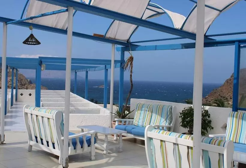 هتل Bluu Bahari Ee