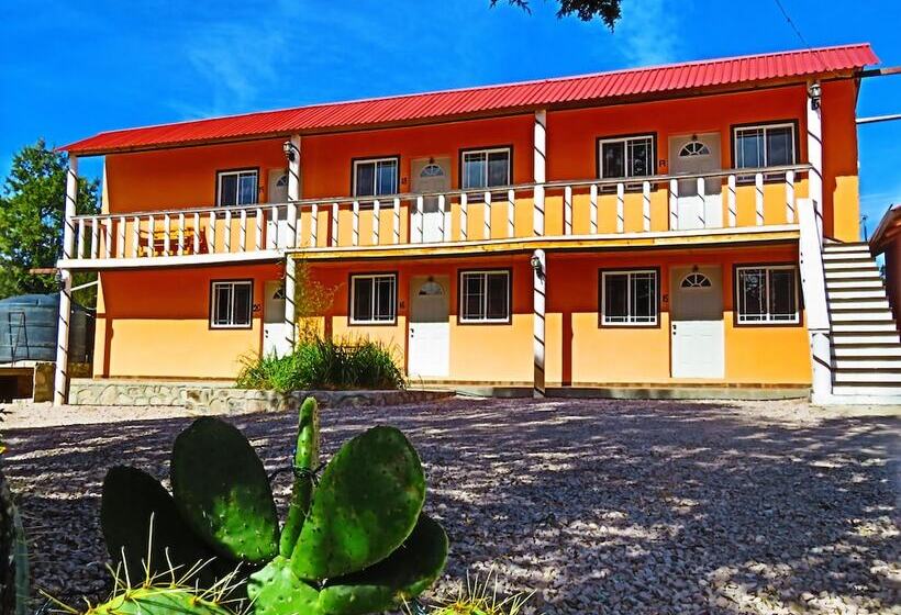 Hotel Cabañas Darely