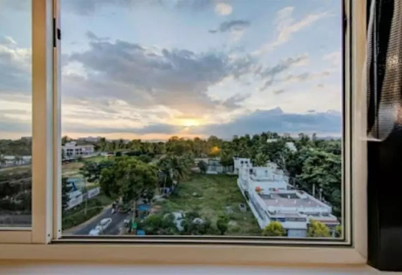 ホテル Dbr Suites Rr Nagar