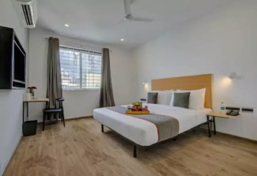 ホテル Dbr Suites Rr Nagar