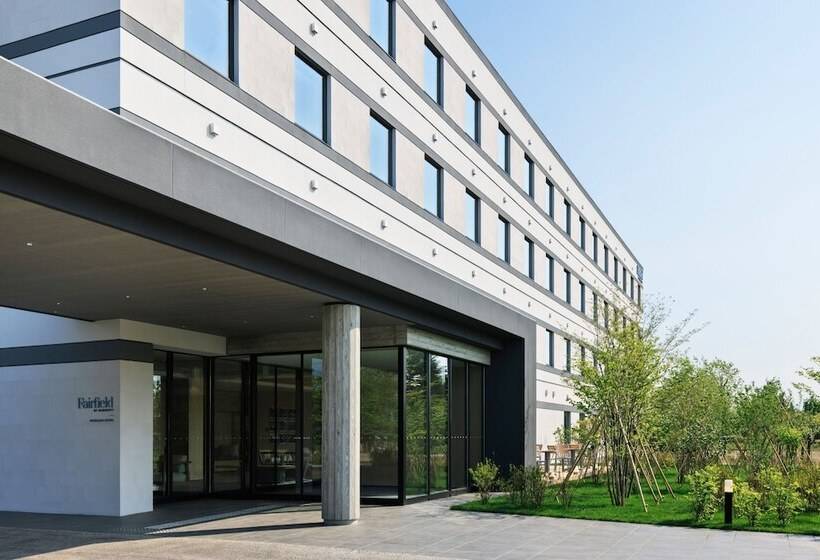 Отель Fairfield By Marriott Hokkaido Eniwa