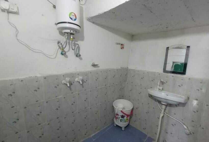 Hotel Goroomgo Ananda Homestay Kausani