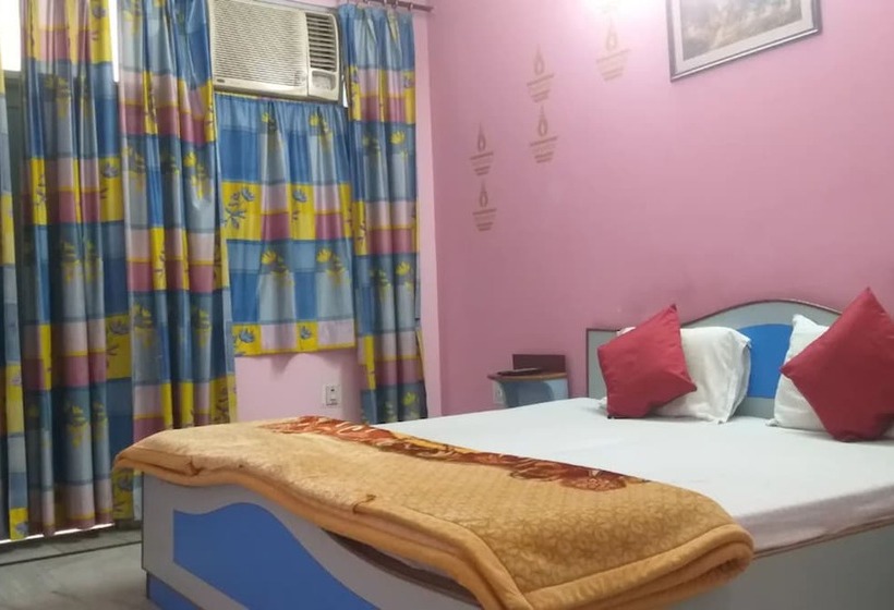 Szálloda Goroomgo Surya Rishikesh