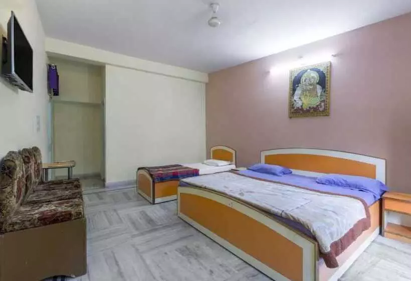 Hotelli Goroomgo Surya Rishikesh