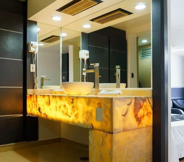 ホテル Ibiza Plaza