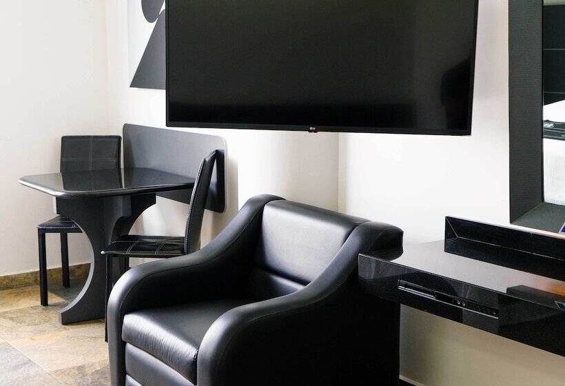 Отель Ibiza Plaza