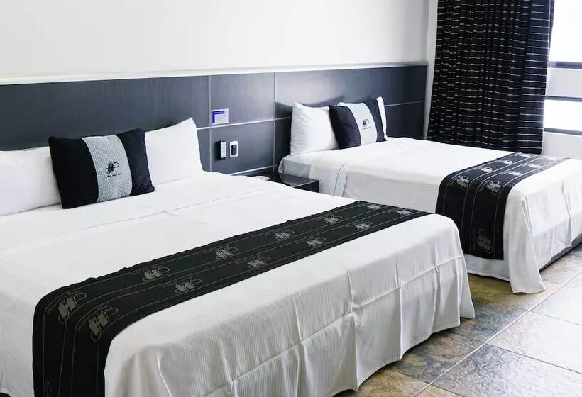 ホテル Ibiza Plaza