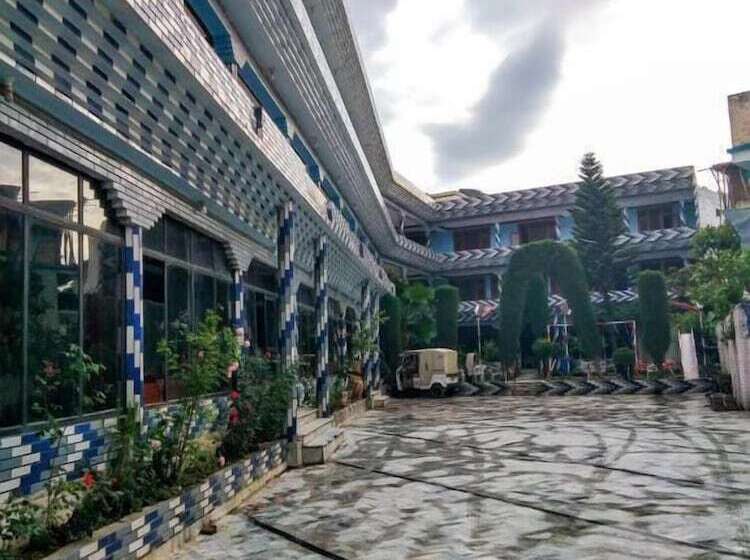 Hotel Park Way Fizaghat