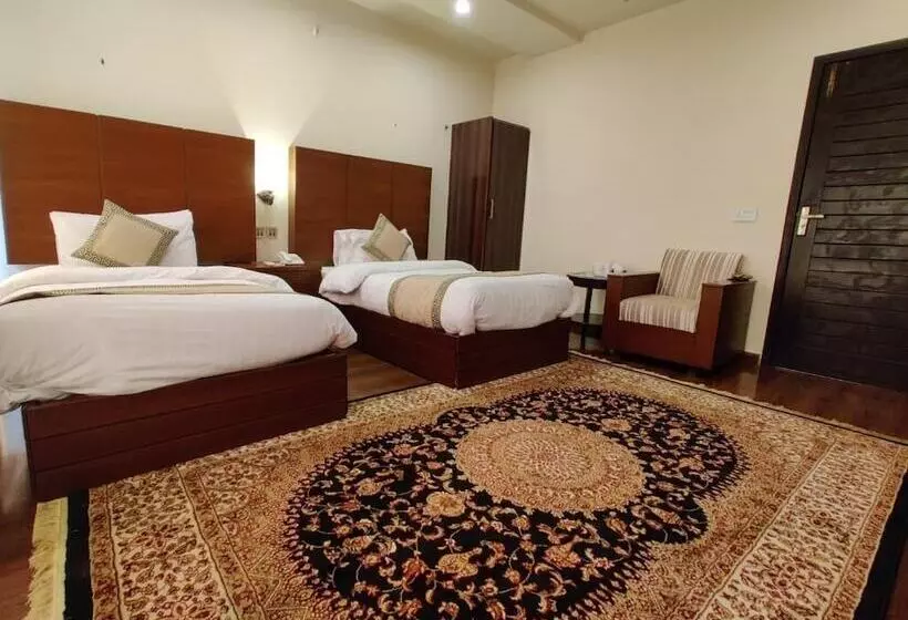 هتل Shelton’s Rezidor Lahore