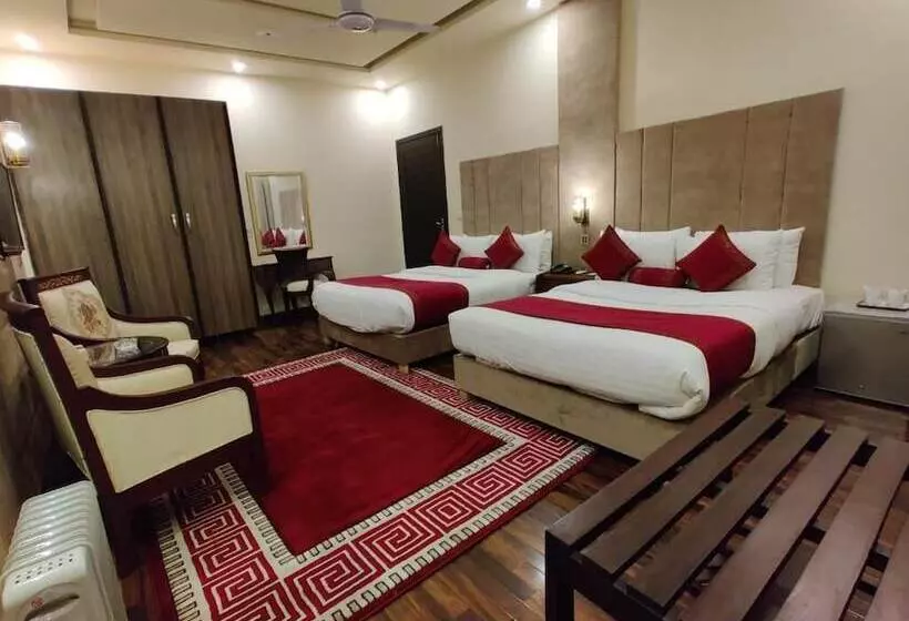 هتل Shelton’s Rezidor Lahore