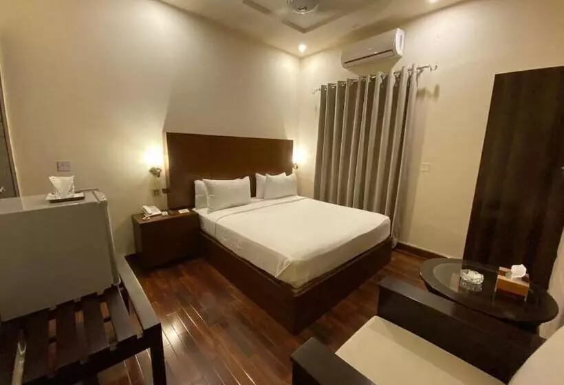 هتل Shelton’s Rezidor Lahore