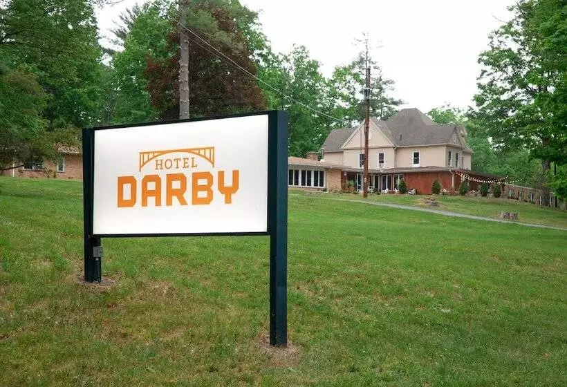 ホテル The Darby